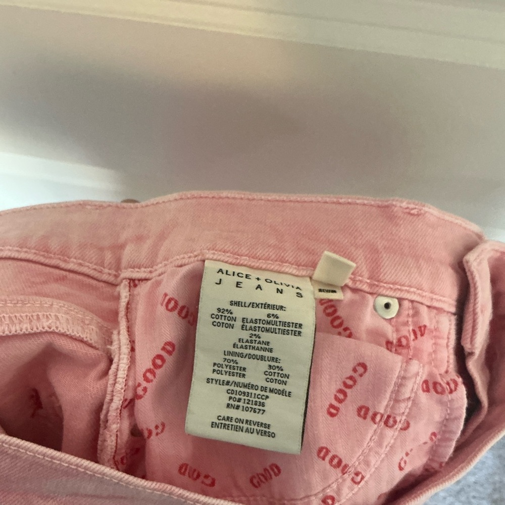 Alice + Olivia High-Rise Good Skinny Jeans in Crystal Cloud Pink - Picture 7 of 8